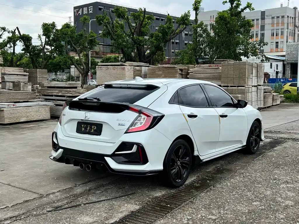 Honda Civic — фото 3