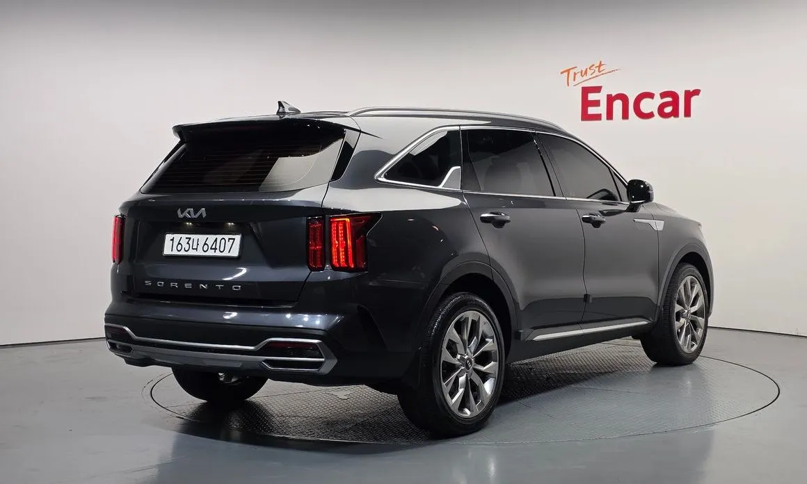 Kia Sorento — фото 3