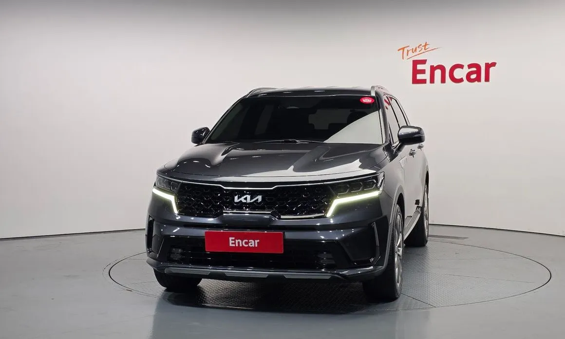 Kia Sorento — фото 8
