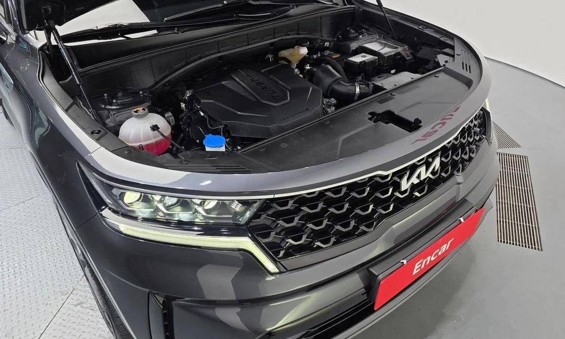 Kia Sorento — фото 9