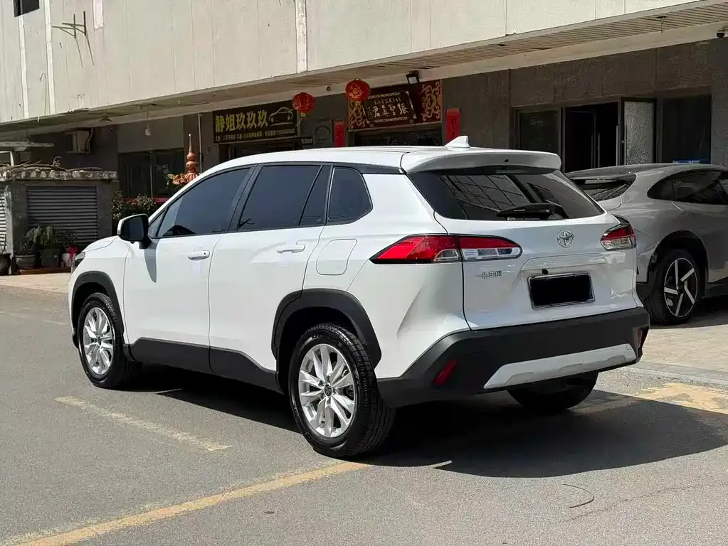 Toyota Corolla Cross 2025 из CN, фото 9
