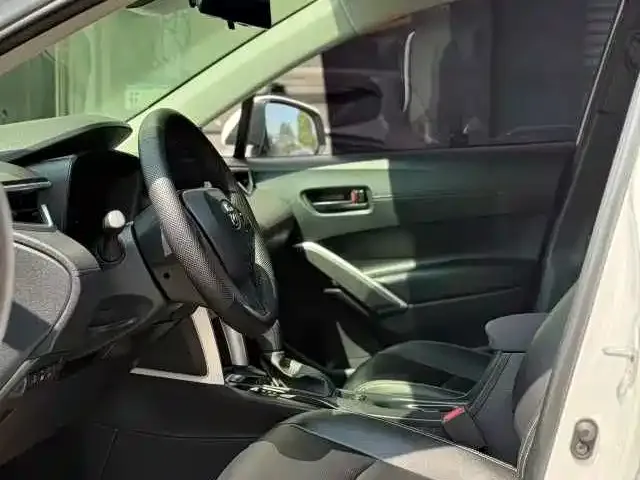 Toyota Corolla Cross 2025 из CN, фото 3