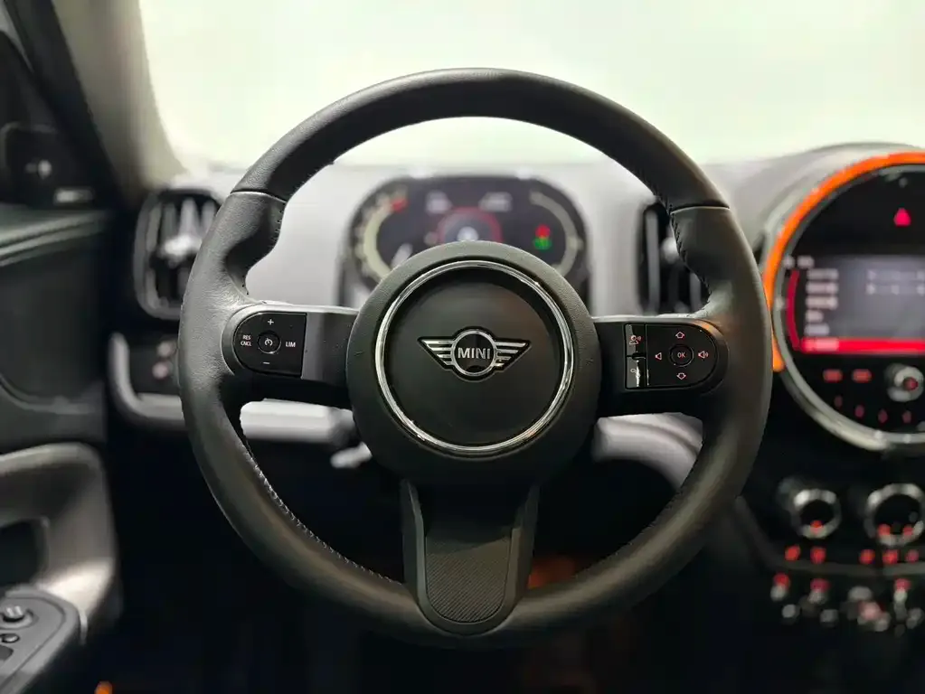 MINI Countryman — фото 2