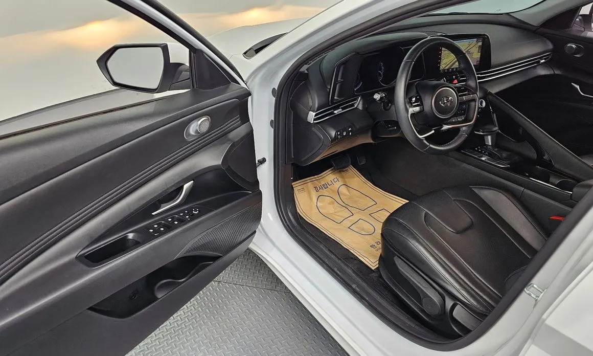 Hyundai AVANTE — фото 2