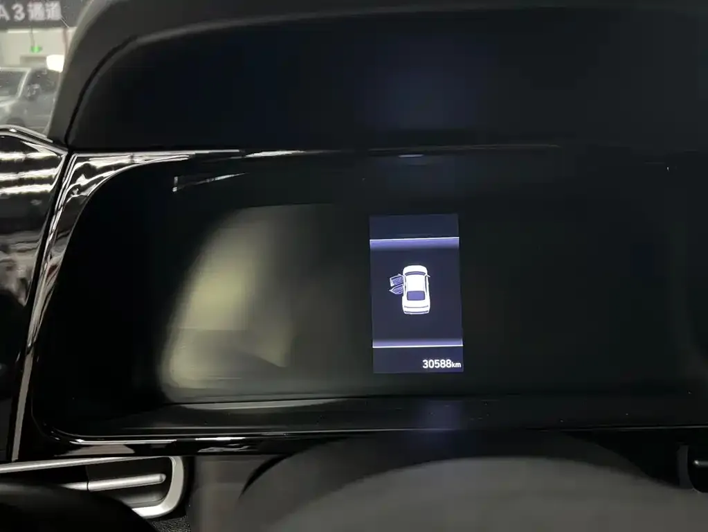 Hyundai Elantra — фото 2