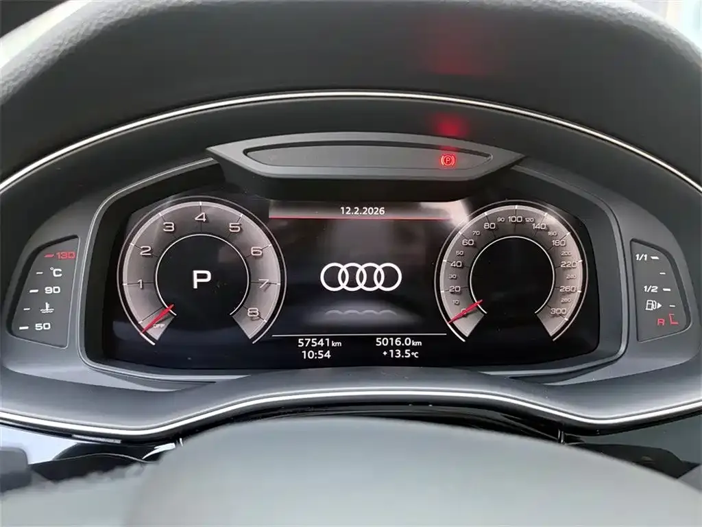 Audi Q7 — фото 6