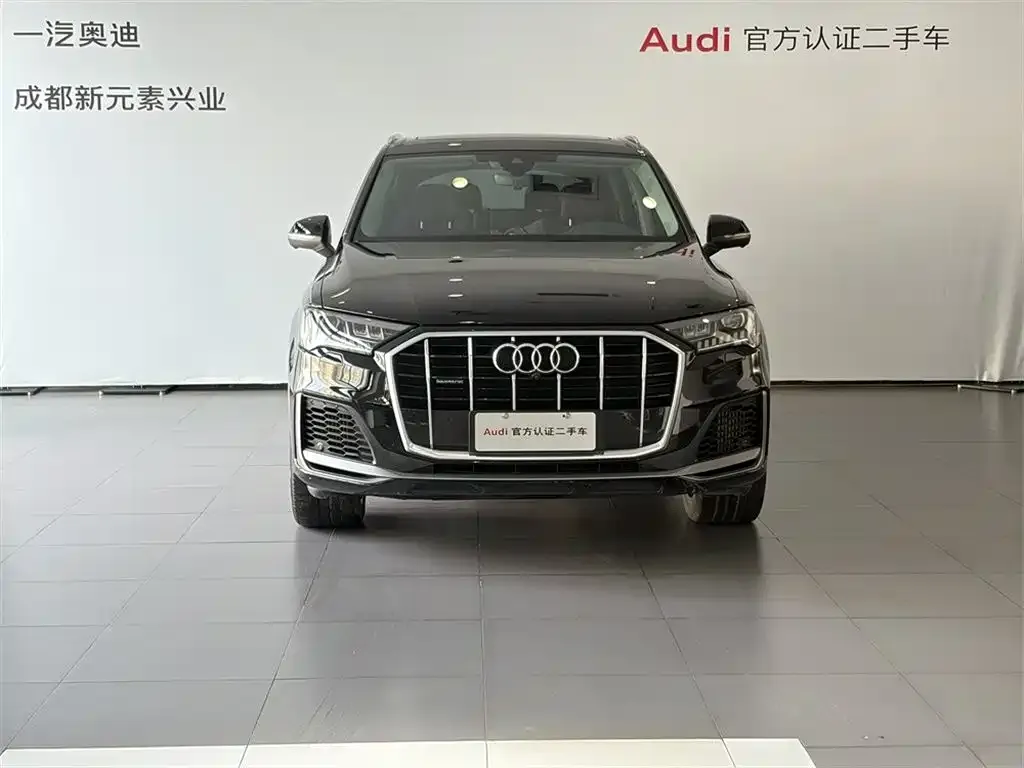 Audi Q7 — фото 8