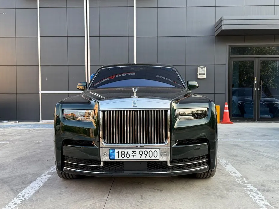 Rolls-Royce Phantom 2023 из KR, фото 7