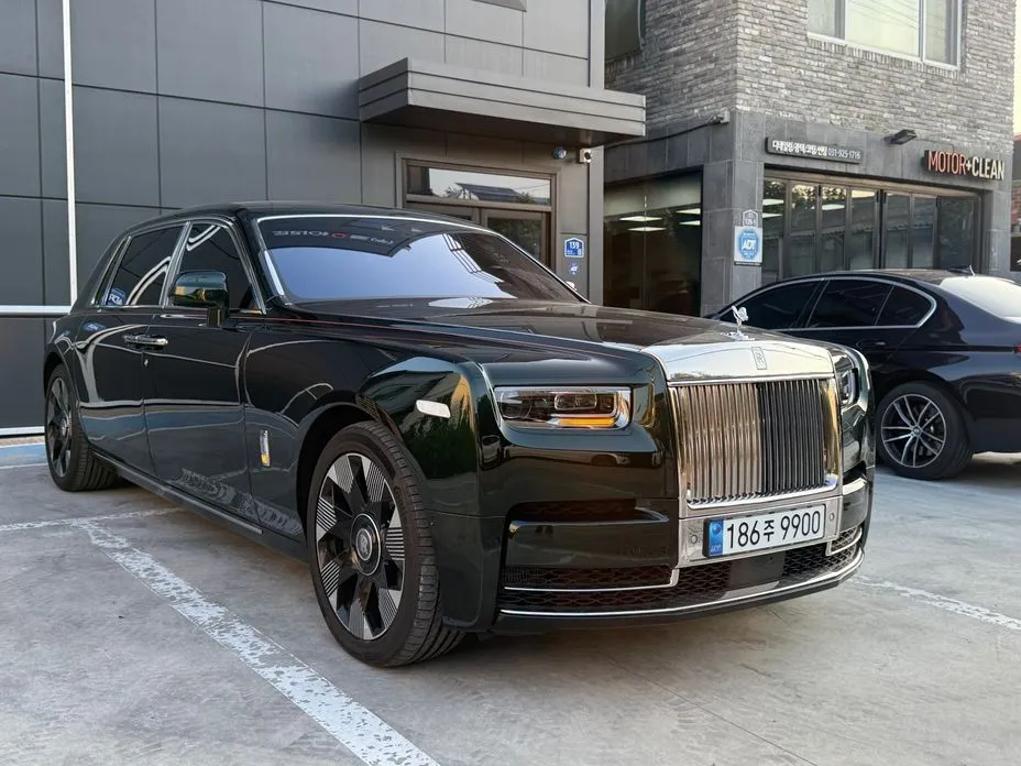Rolls-Royce Phantom 2023 из KR, фото 5