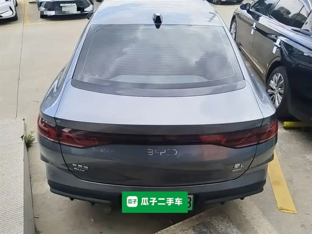 BYD Qin L — фото 4
