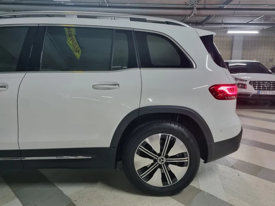 Mercedes-Benz EQB 2024 из KR, фото 8