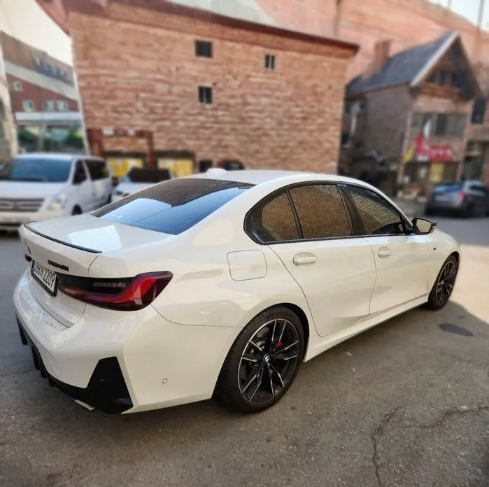 BMW 3-Series 2024 из KR, фото 6