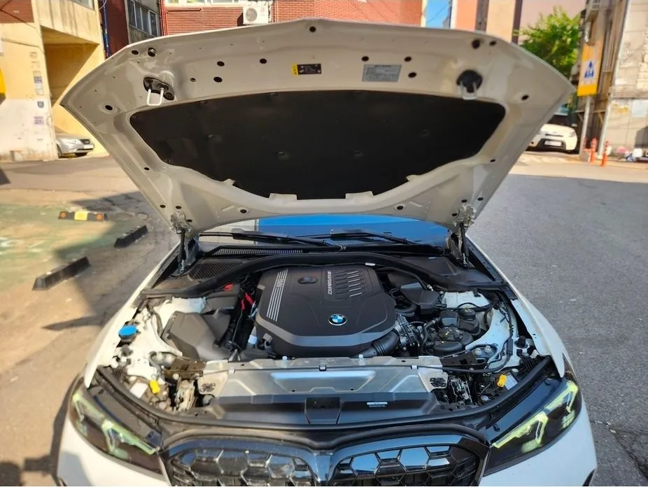 BMW 3-Series 2024 из KR, фото 9