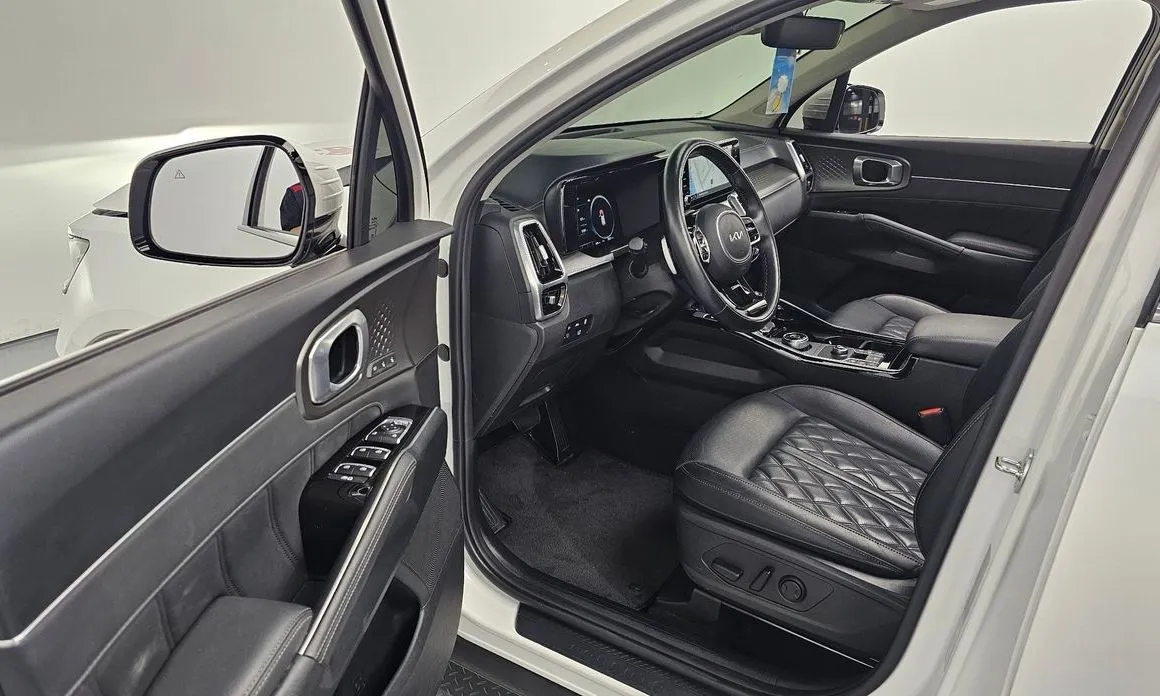 Kia Sorento — фото 9