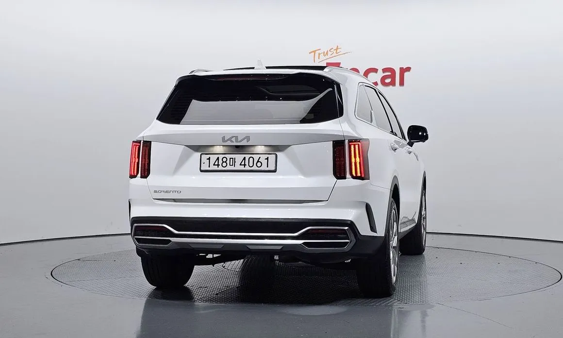 Kia Sorento — фото 5