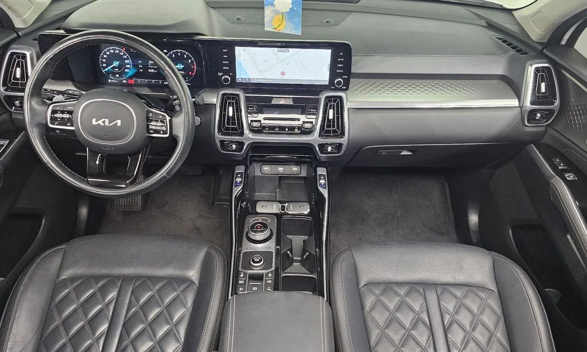 Kia Sorento — фото 8