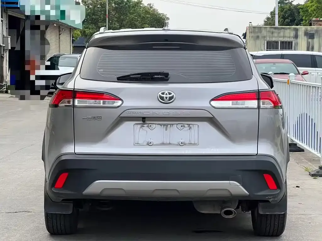 Toyota Corolla Cross 2024 из CN, фото 6