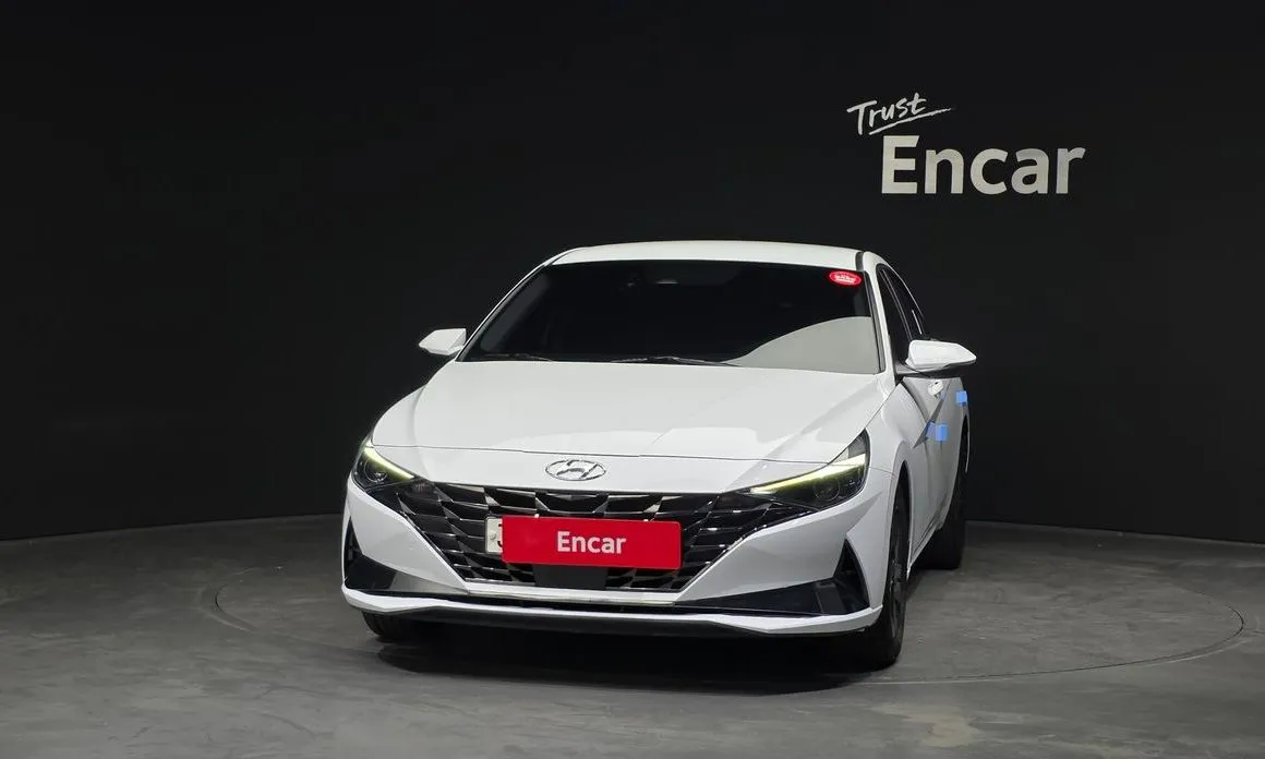 Hyundai AVANTE — фото 3
