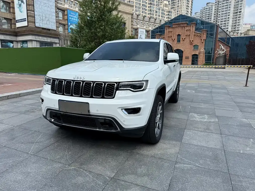 Jeep Grand Cherokee (Import)