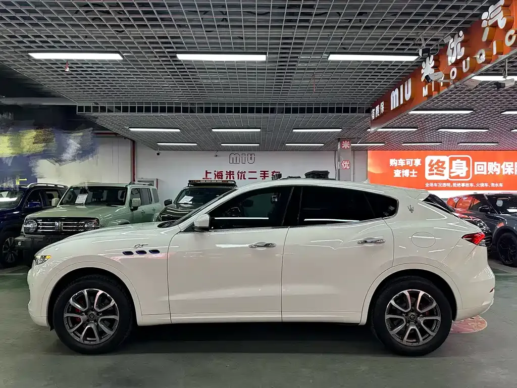 Maserati Levante — фото 10