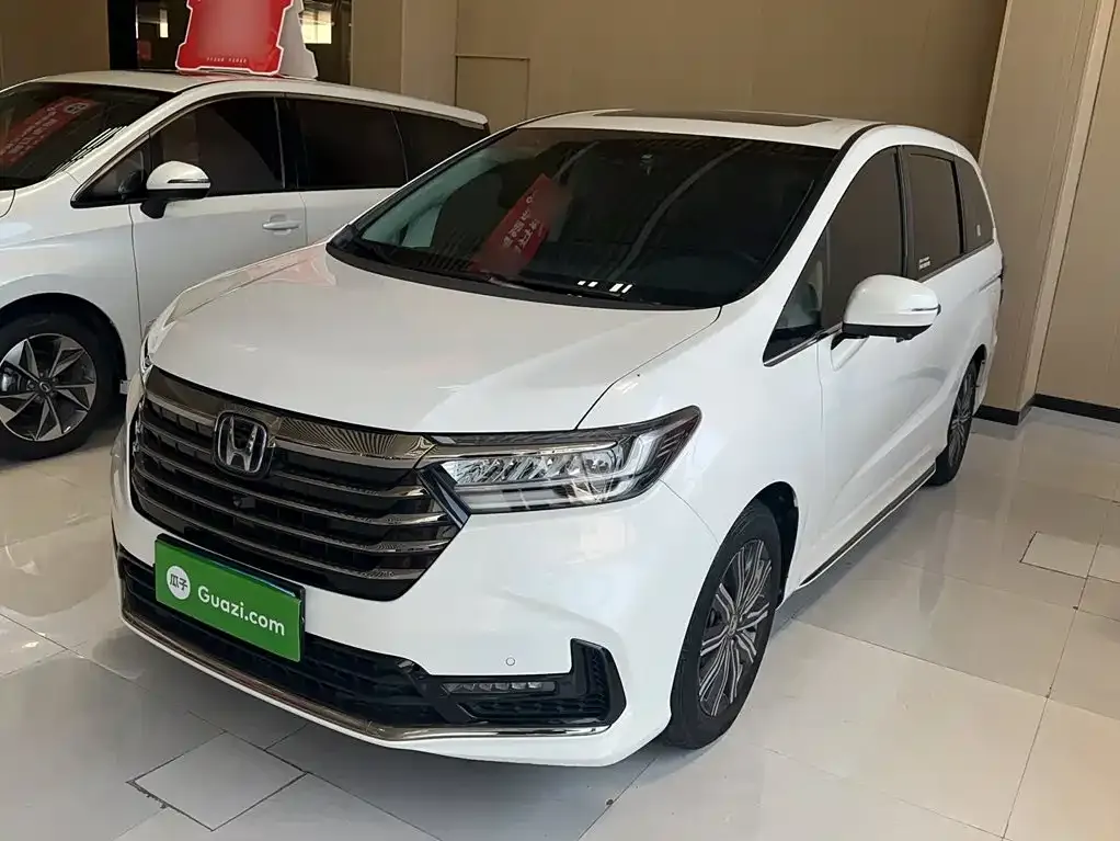 Honda Odyssey — фото 1