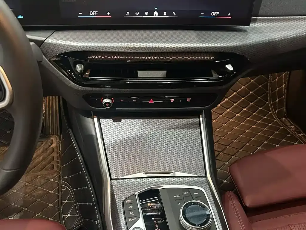 BMW 4 Series 2025 из CN, фото 8