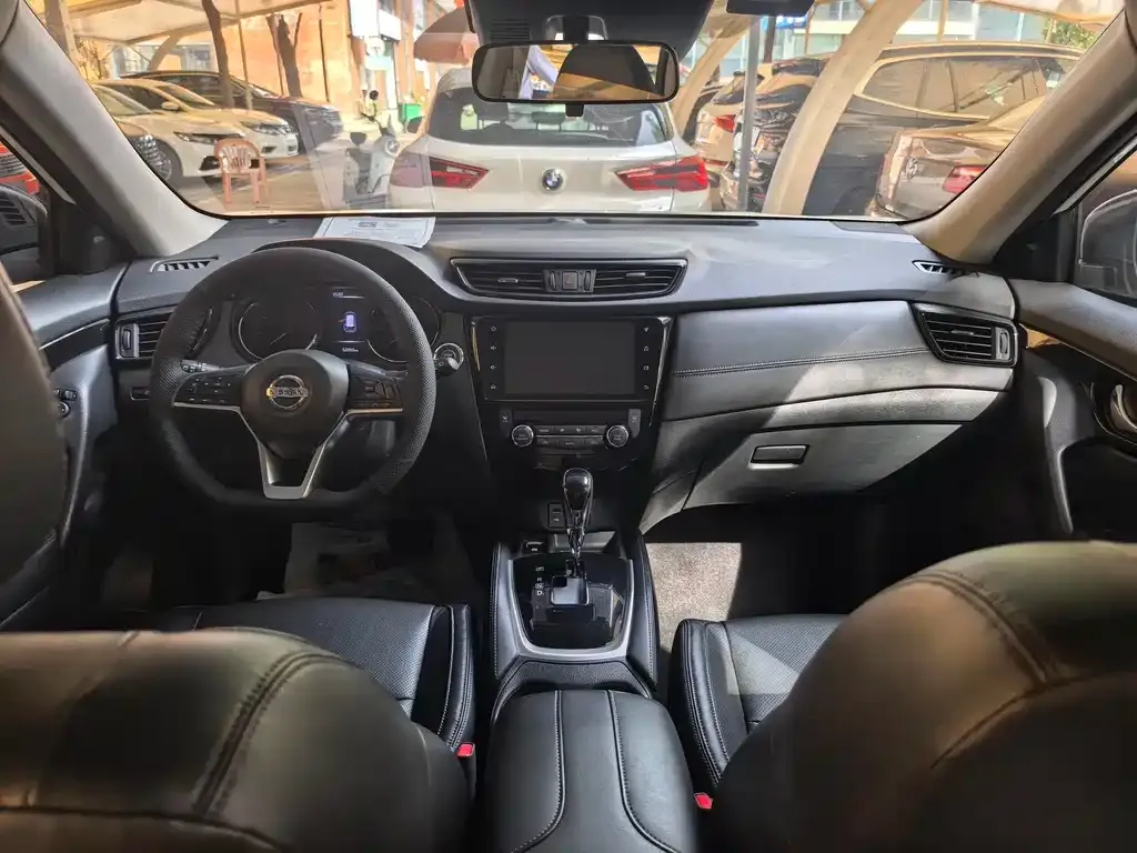 Nissan X-Trail 2021 из CN, фото 2