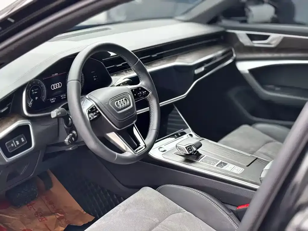 Audi A6L New Energy 2023 из CN, фото 6