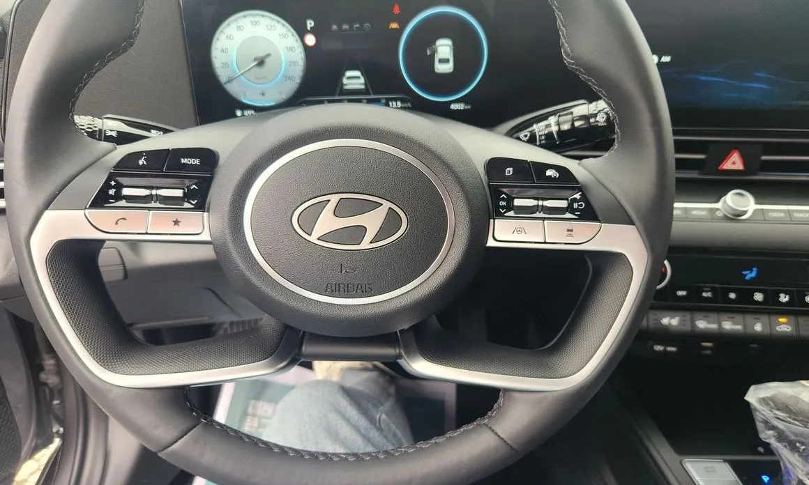 Hyundai AVANTE — фото 6