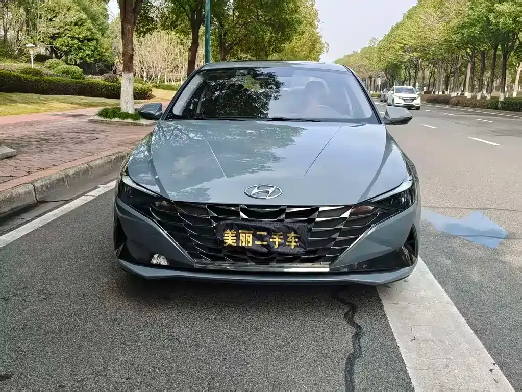 Hyundai Elantra — фото 9