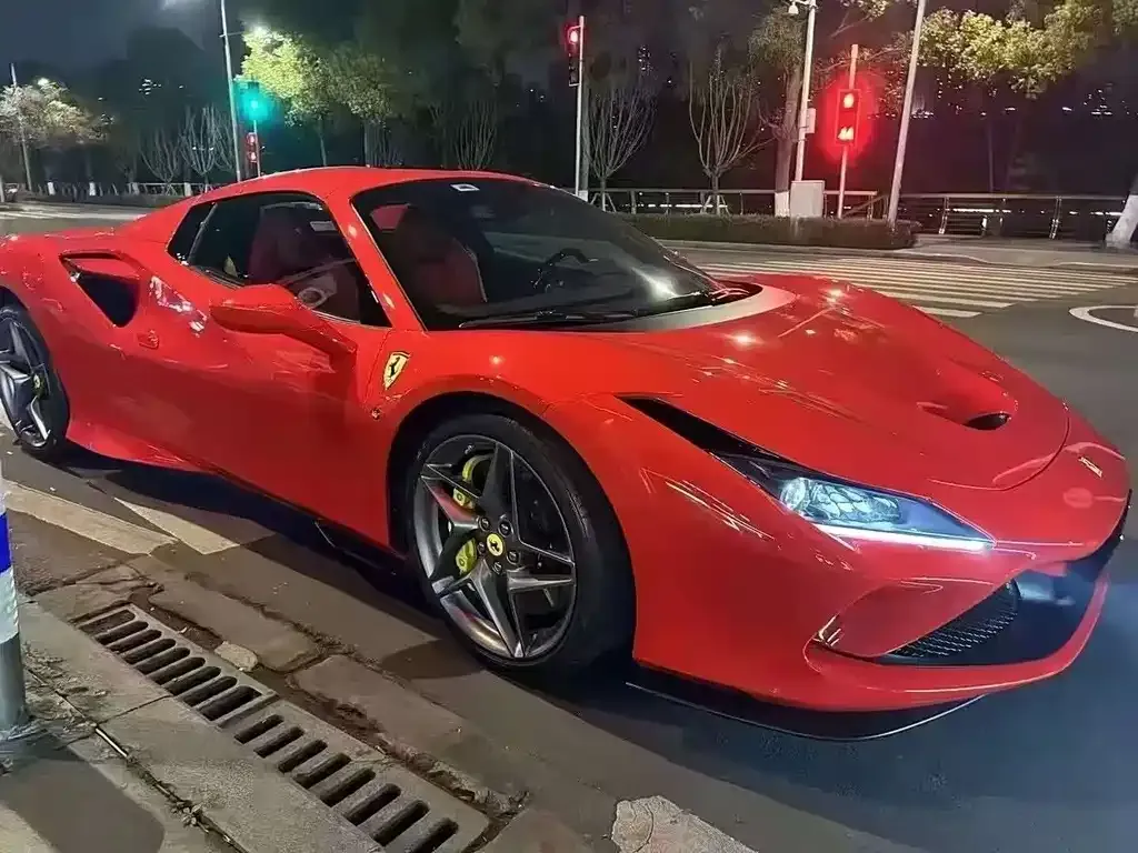 Ferrari F8 — фото 3