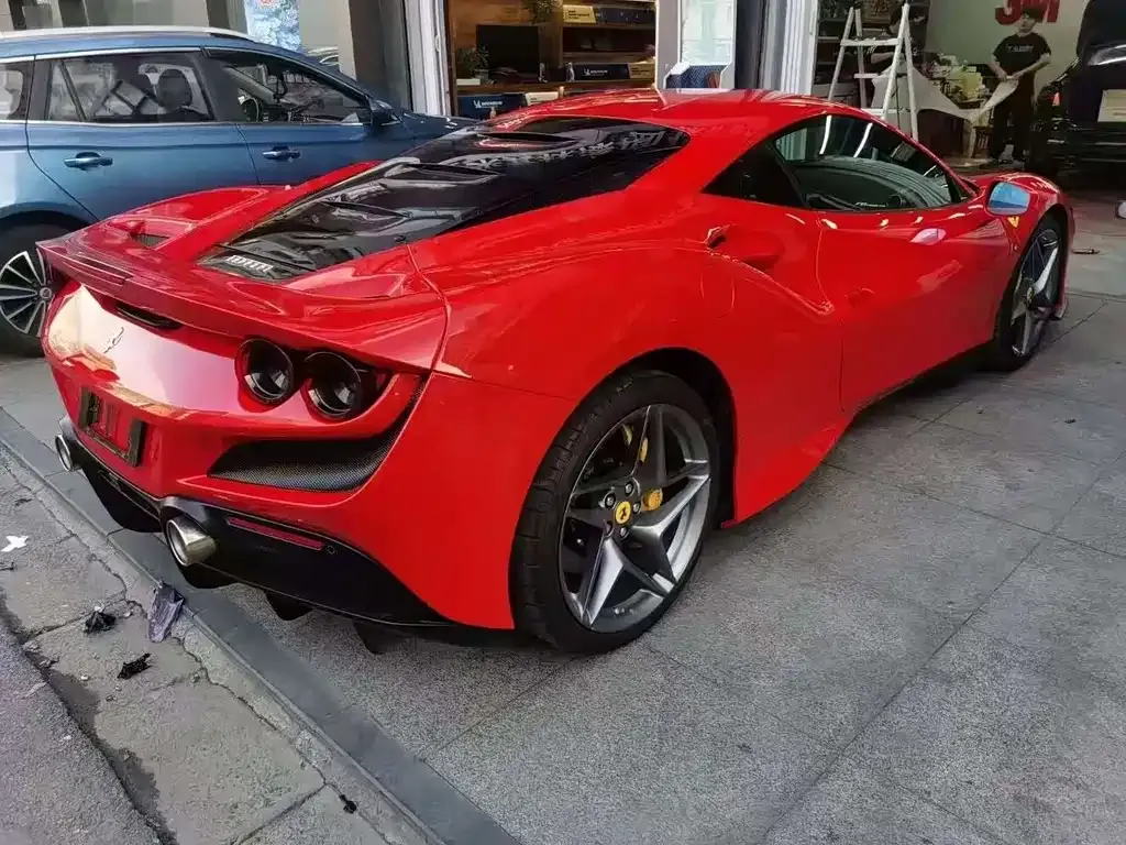 Ferrari F8 — фото 4