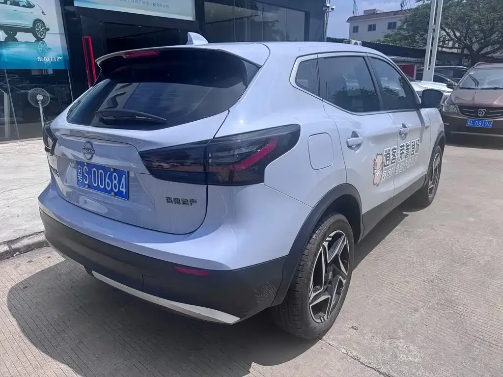 Nissan Qashqai — фото 6