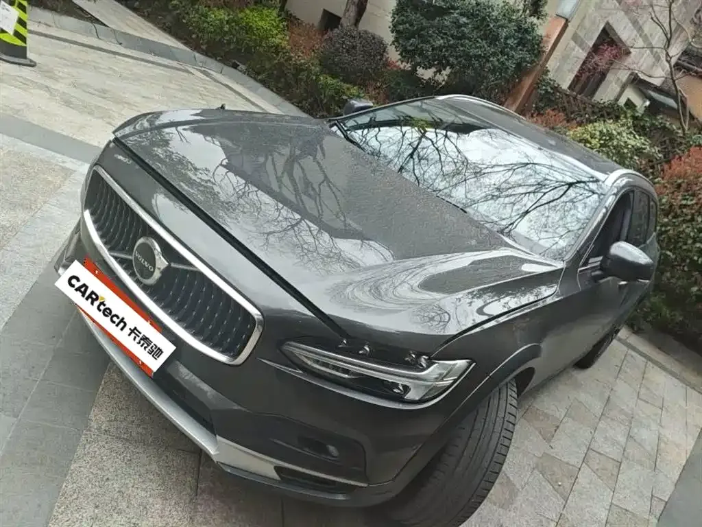 Volvo V90 2023 из CN, фото 5