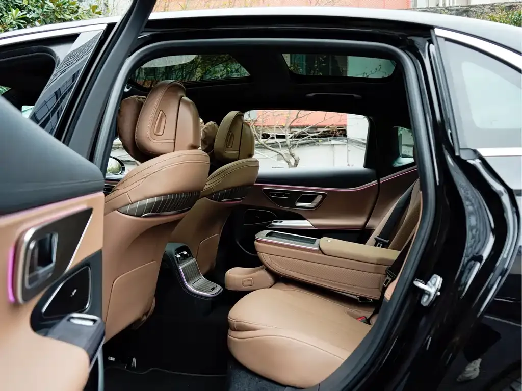 Mercedes-Benz E-Class New Energy — фото 9