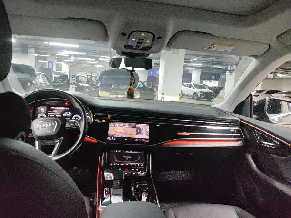 Audi Q8 2022 из CN, фото 6