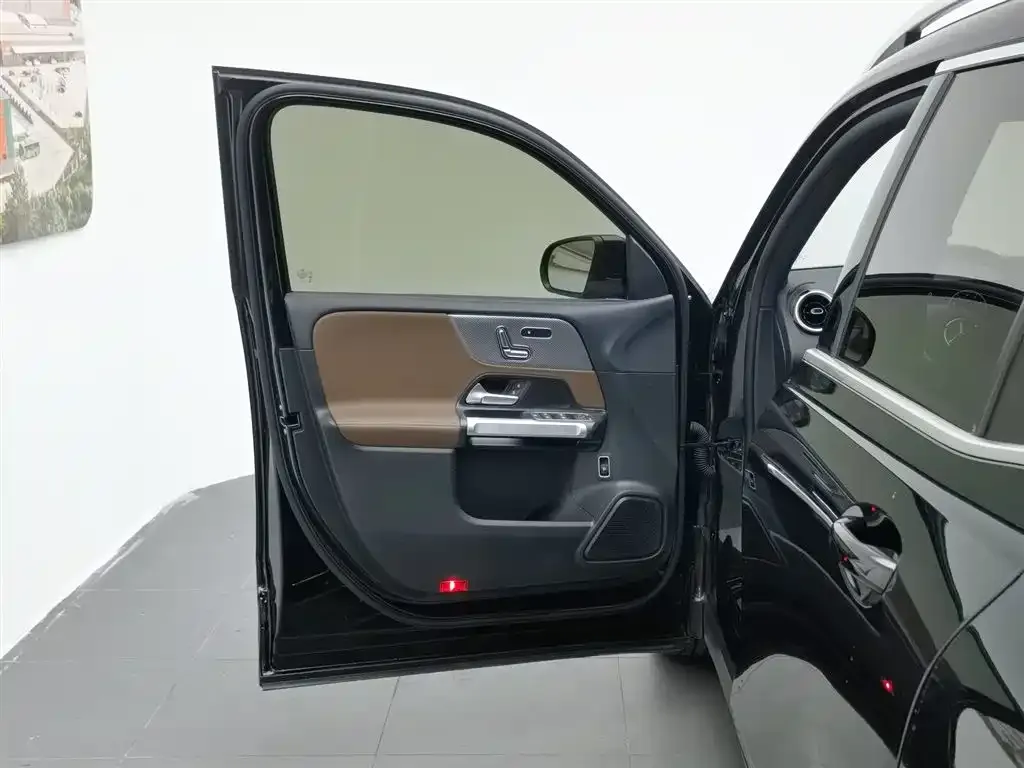 Mercedes-Benz GLB 2024 из CN, фото 5