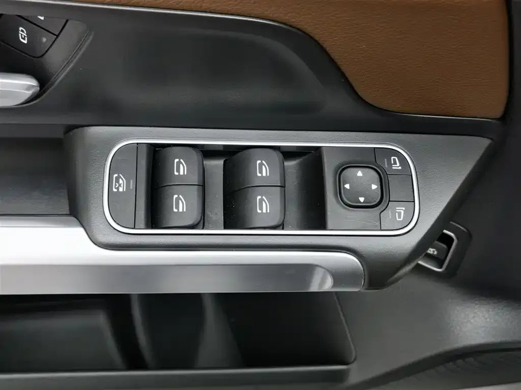 Mercedes-Benz GLB 2024 из CN, фото 2
