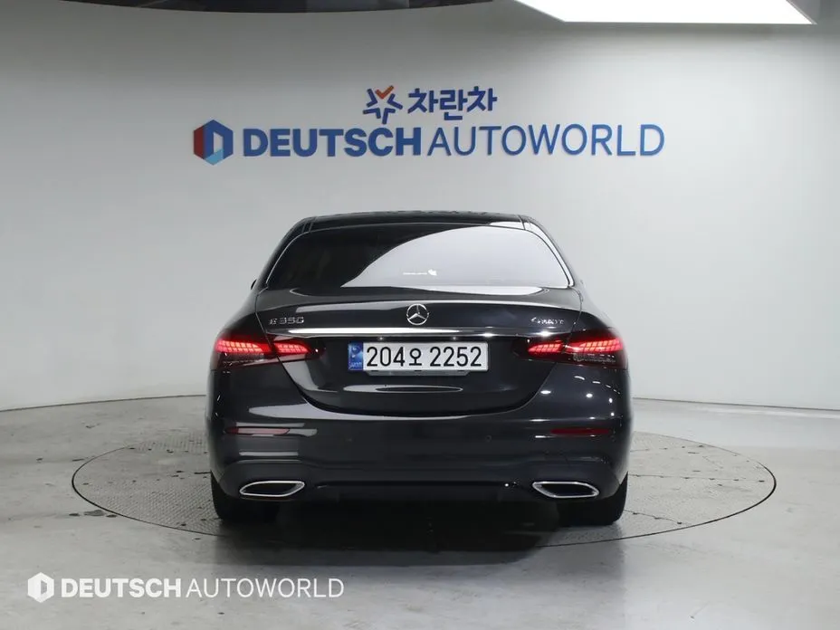 Mercedes-Benz E-Class 2023 из KR, фото 2