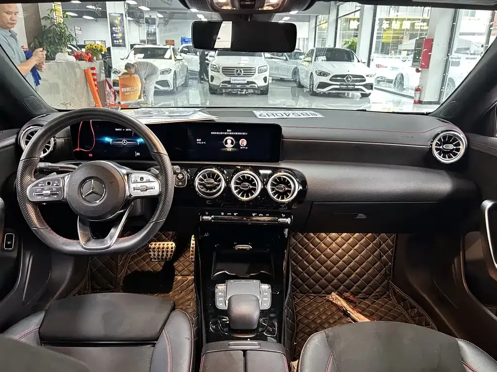 Mercedes-Benz CLA (Import) — фото 10
