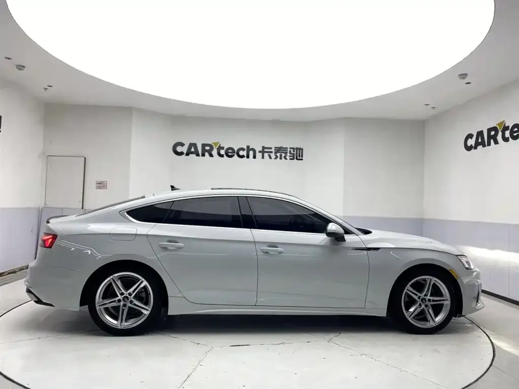 Audi A5 (Import) — фото 2