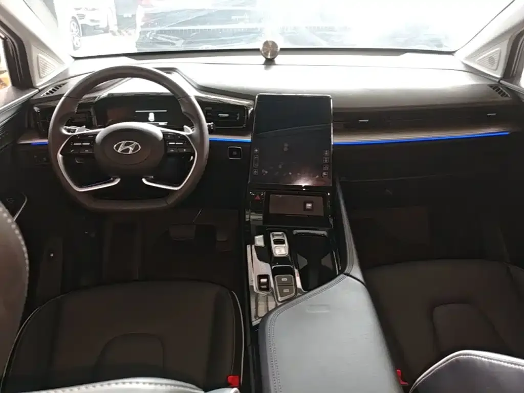 Hyundai Custo — фото 4
