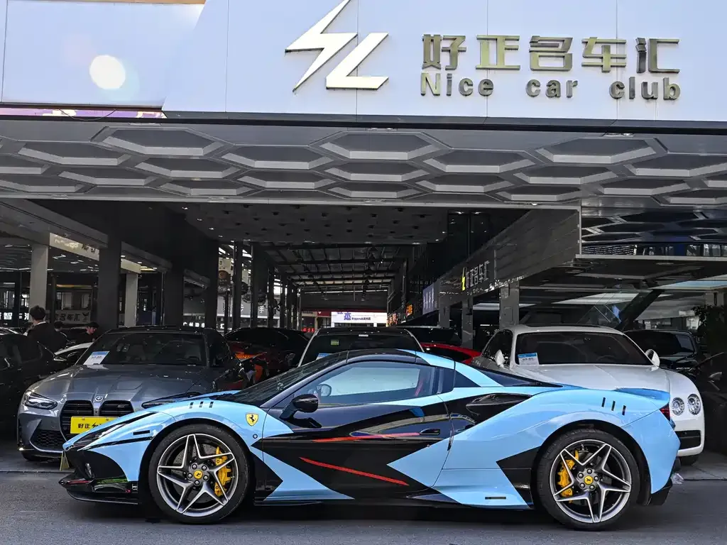 Ferrari F8 — фото 3