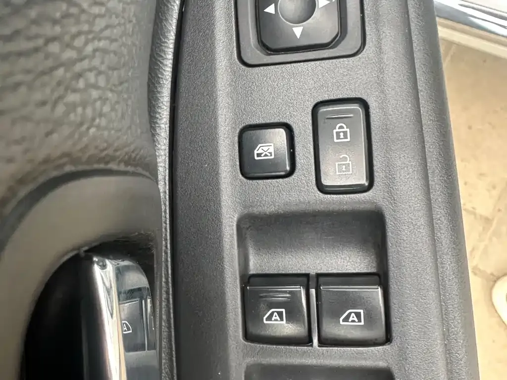 Mitsubishi Outlander — фото 4