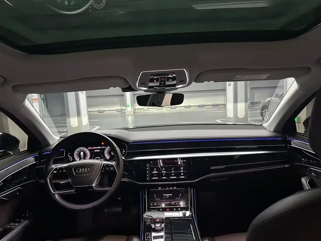 Audi A8 — фото 8