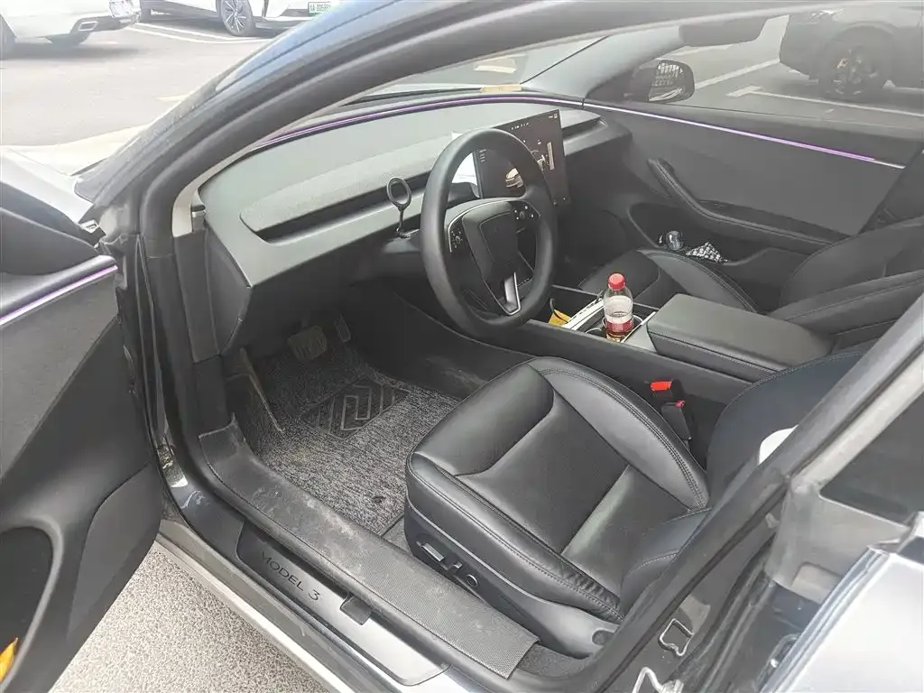 Tesla Model 3 — фото 3