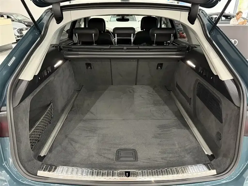 Audi A6 (Import) — фото 8