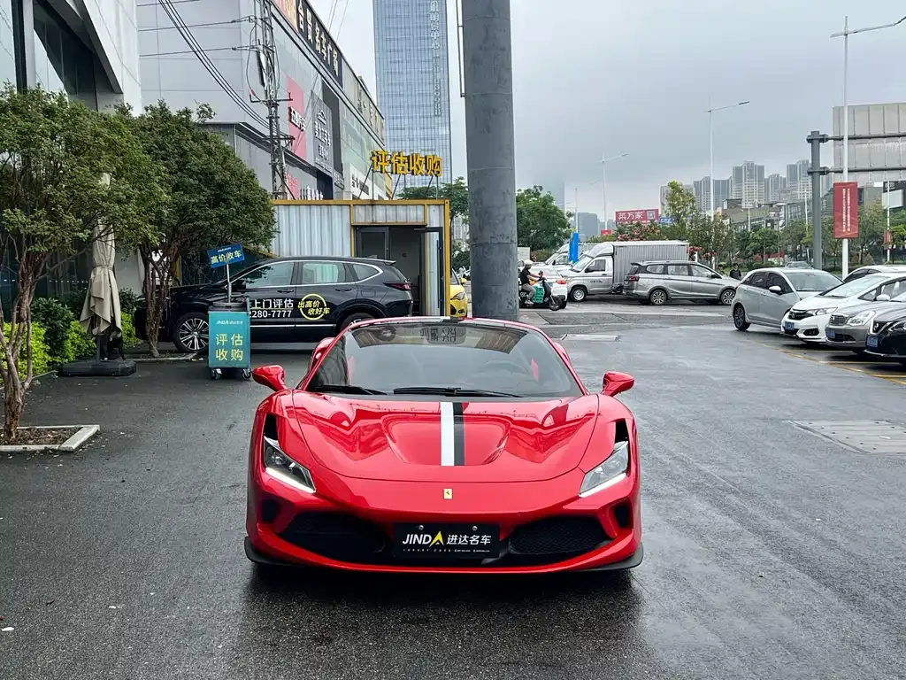Ferrari F8 — фото 7