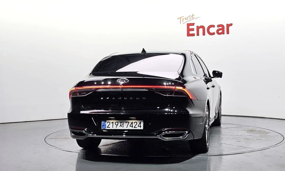 Hyundai Grandeur 2022 из KR, фото 3