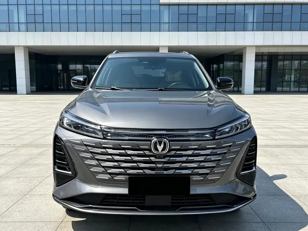 Changan CS75PLUS — фото 6